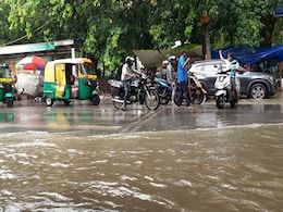 MP News: ग्वालियर-चंबल में बाढ़ से हुई तबाही के बीच IMD ने जारी किया छह जिलों रेड और 17 जिलों में ऑरेंज अलर्ट MP News: ग्वालियर-चंबल में बाढ़ से हुई तबाही के बीच IMD ने जारी किया छह जिलों रेड और 17 जिलों में ऑरेंज अलर्ट