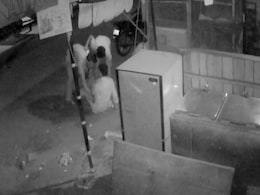 Caught On Camera: Man Forced To Take Off Clothes During Robbery In Delhi Caught On Camera: Man Forced To Take Off Clothes During Robbery In Delhi