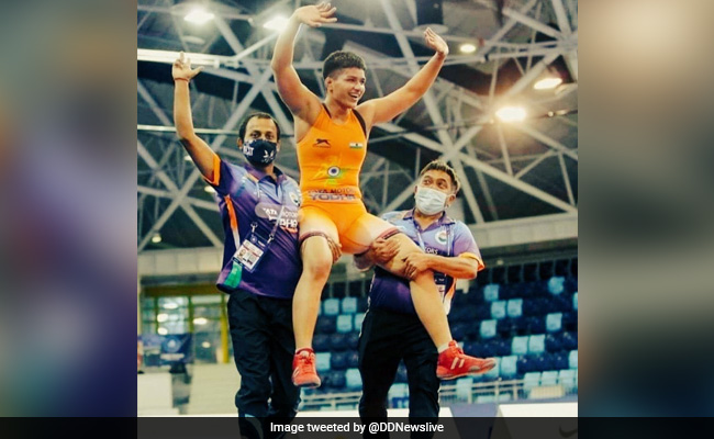 प्रिया मलिक ने रचा इतिहास, विश्व कैडेट चैंपियनशिप में जीता गोल्ड मेडल