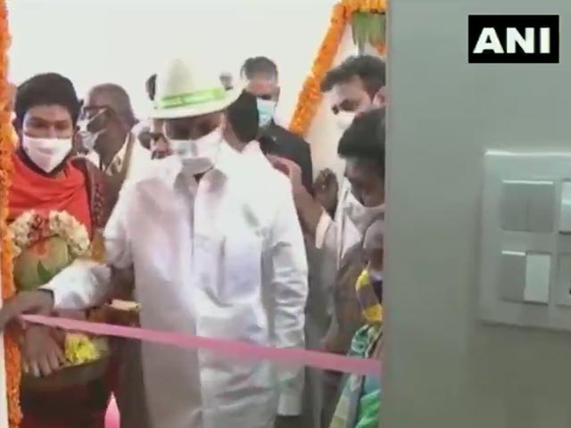 Watch: No Scissors At Inauguration Event, Chief Guest KCR Did This