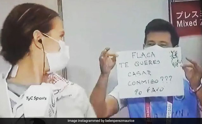 Coach Proposes To Argentine Fencer In Front Of TV Cameras At Olympics
