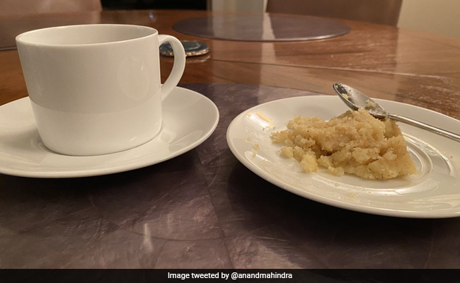 गर्म-गर्म चाय के साथ सूजी का हलवा, आनंद महिंद्रा ने पूछा- क्या आपने ट्राई किया ? तो लोगों ने दिए ऐसे रिएक्शन