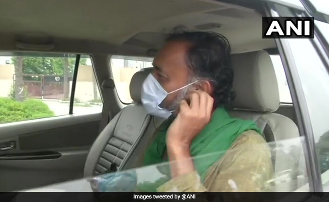 'हम SC नहीं गए, इसमें हम न्यायपालिका को नहीं घसीटना चाहते' : किसानों को 'फटकार' पर बोले योगेंद्र यादव