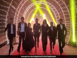 The Kapil Sharma Show के फैन्स का इंतजार हुआ खत्म, मजबूत टीम के साथ वापस लौटा शो- देखें Video The Kapil Sharma Show के फैन्स का इंतजार हुआ खत्म, मजबूत टीम के साथ वापस लौटा शो- देखें Video
