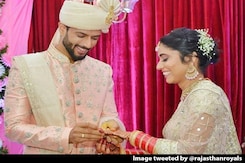 Cricketer Shivam Dube Weds Girlfriend Anjum Khan Cricketer Shivam Dube Weds Girlfriend Anjum Khan