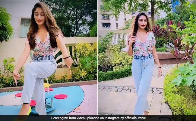 सुरभि चंदना ने स्लो मोशन वॉक और नए अंदाज से फिर जीता फैन्स का दिल, देखें वायरल वीडियो सुरभि चंदना ने स्लो मोशन वॉक और नए अंदाज से फिर जीता फैन्स का दिल, देखें वायरल वीडियो