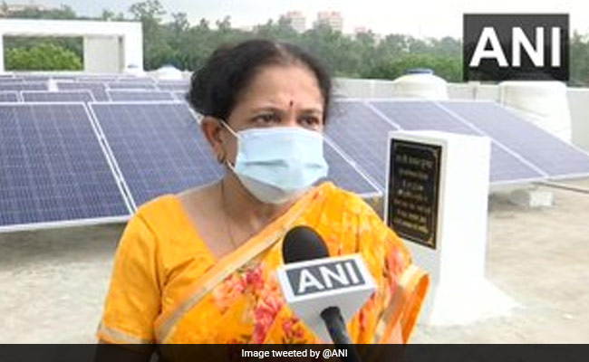 MP News : डॉक्टर पत्नी ने पति के अंतिम संस्कार का पैसा अस्पताल को दान किया, पति ने कोरोना से गंवाई थी जान