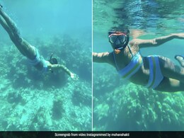 Shakti Mohan In A Bikini Underwater Makes Us Believe That Mermaids Do Exist Shakti Mohan In A Bikini Underwater Makes Us Believe That Mermaids Do Exist