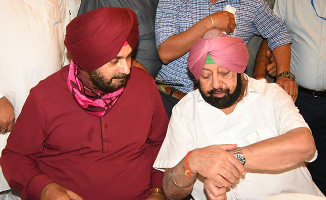 Now, <i>Yaari</i>-<i>Dosti</i> For Navjot Sidhu, Amarinder Singh