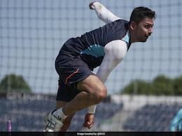 IND vs RSA, 1st ODI: आवेश खान का यह अंदाज पचाना बहुत मुश्किल, सोशल मीडिया पेसर पर बुरी तरह भड़का IND vs RSA, 1st ODI: आवेश खान का यह अंदाज पचाना बहुत मुश्किल, सोशल मीडिया पेसर पर बुरी तरह भड़का