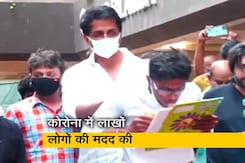 अभिनेता सोनू सूद ने फैंस के साथ मनाया अपना जन्मदिन अभिनेता सोनू सूद ने फैंस के साथ मनाया अपना जन्मदिन