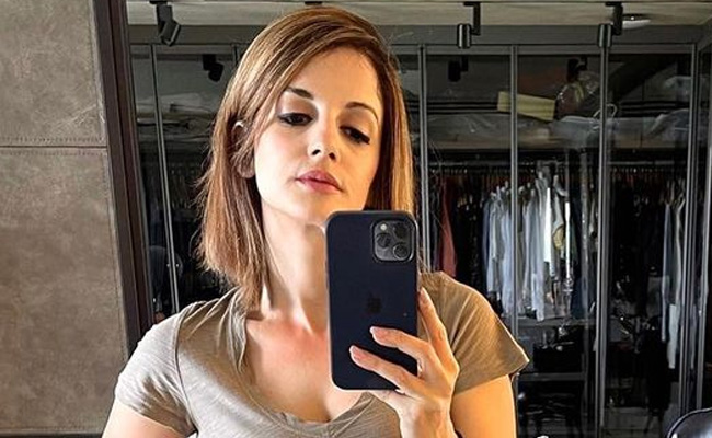For Sussanne Khan, It's The Season Of Gum Boots. She's Monsoon Ready In These Pics