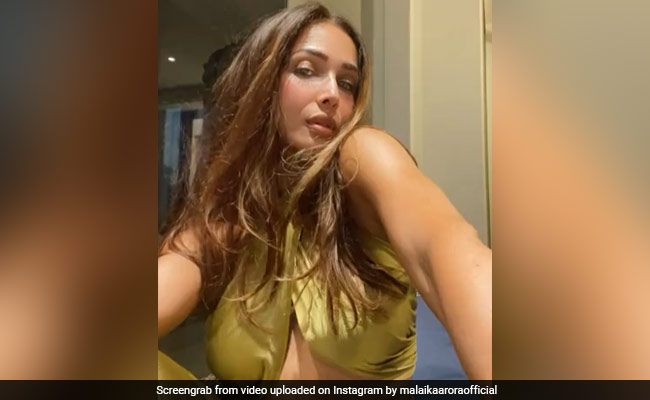 Katrina Kaif, Sussanne Khan Are Fangirling Over Malaika Arora's Fiery TGIF Look