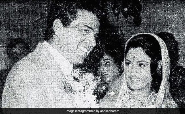 Dharmendra Posts A Throwback Pic With His "Guddi" Jaya Bachchan As They Reunite For New Film