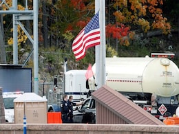 US Land Borders With Canada, Mexico To Remain Closed Until August 21 US Land Borders With Canada, Mexico To Remain Closed Until August 21