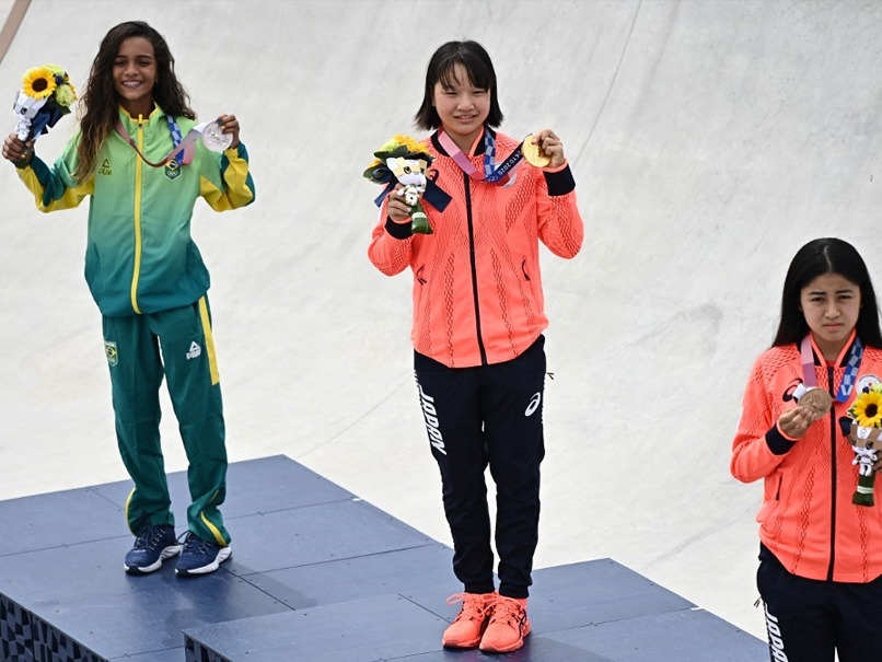 Bonus Prize For An Olympic Medal: 30 Seconds Mask-Free