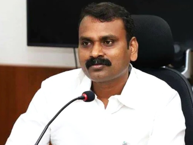 This Union Minister's Parents Continue To Work As Farmers, Graze Cattle