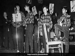 आनंद महिंद्रा ने अपने स्कूल एल्बम से शेयर की Throwback Photo, क्या इस तस्वीर में आप उन्हें पहचान सकते हैं? आनंद महिंद्रा ने अपने स्कूल एल्बम से शेयर की Throwback Photo, क्या इस तस्वीर में आप उन्हें पहचान सकते हैं?