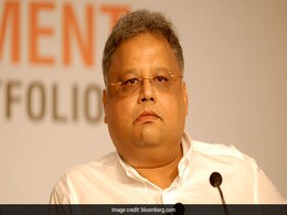 Billionaire Investor Rakesh Jhunjhunwala Plans Ultra-Low Cost Airline Billionaire Investor Rakesh Jhunjhunwala Plans Ultra-Low Cost Airline