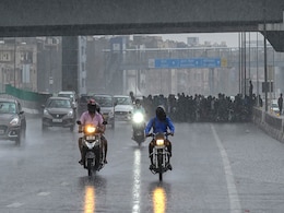 Weather Update: पूर्व, पश्चिम, मध्य भारत में हो सकती है भारी बारिश, हिमाचल में बादल फटने से फंसे 175 पर्यटक Weather Update: पूर्व, पश्चिम, मध्य भारत में हो सकती है भारी बारिश, हिमाचल में बादल फटने से फंसे 175 पर्यटक