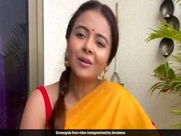 Devoleena Bhattacharjee ने गाया असमिया गीत, बोलीं- भाषा नहीं भी आती तो गीत को महसूस करें... Devoleena Bhattacharjee ने गाया असमिया गीत, बोलीं- भाषा नहीं भी आती तो गीत को महसूस करें...