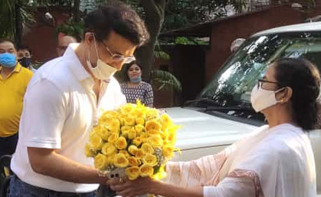 Didi At Dada Sourav Ganguly's Home With Roses, Sweets On His 49th Birthday