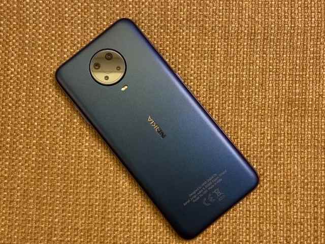 Nokia G20 Unboxing: Great Battery & Build Quality but What About Performance?