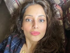 बिपाशा बसु ने शेयर कीं ‘मानसून मूड’ की Photos तो जैकलीन फर्नांडिस का यूं आया कमेंट