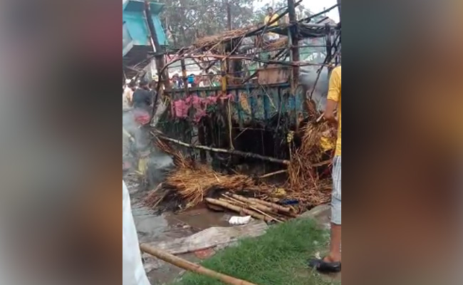 Fire At Farmers' Protest Site On Singhu Border, Tent Damaged: Police