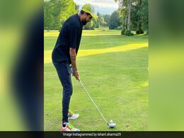 ईशांत शर्मा ने गोल्फ खेलते हुए शेयर की फोटो, तो युवराज सिंह ने लिए मज़े, मिला ये दिलचस्प जवाब ईशांत शर्मा ने गोल्फ खेलते हुए शेयर की फोटो, तो युवराज सिंह ने लिए मज़े, मिला ये दिलचस्प जवाब