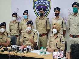 MP News : ऑनलाइन ठगी करने वाले इंटरनेशनल गैंग का खुलासा, पाकिस्तान और चीन से जुड़े हैं तार MP News : ऑनलाइन ठगी करने वाले इंटरनेशनल गैंग का खुलासा, पाकिस्तान और चीन से जुड़े हैं तार