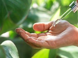 10 रुपये में बना लीजिए यह DIY हेयर सीरम, बाल हो जाएंगे इतने सिल्की कि नहीं बंधेगी फिर चोटी 10 रुपये में बना लीजिए यह DIY हेयर सीरम, बाल हो जाएंगे इतने सिल्की कि नहीं बंधेगी फिर चोटी