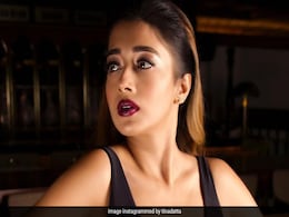 'उतरन' की इच्छा ने ग्लैमरस अवतार में शेयर की फोटो, इंटरनेट पर मचा धमाल...Photos वायरल 'उतरन' की इच्छा ने ग्लैमरस अवतार में शेयर की फोटो, इंटरनेट पर मचा धमाल...Photos वायरल