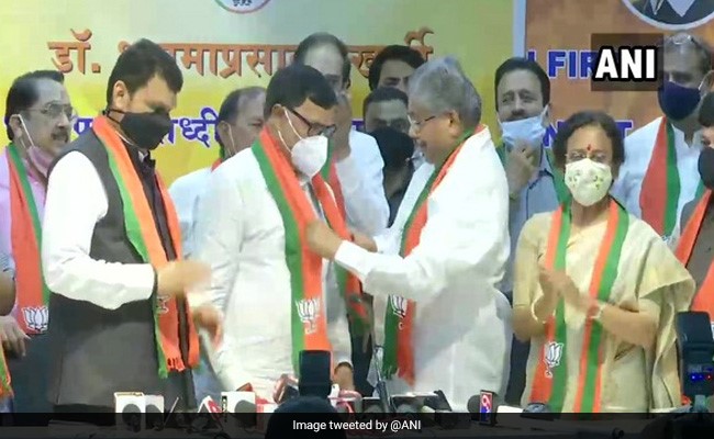 Maharashtra's Ex-Congress Minister Kripashankar Singh Joins BJP
