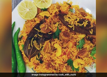 Move Over Regular Khichdi, Make This Rajasthani Gatte Ki Khichdi In 20 Minutes Move Over Regular Khichdi, Make This Rajasthani Gatte Ki Khichdi In 20 Minutes