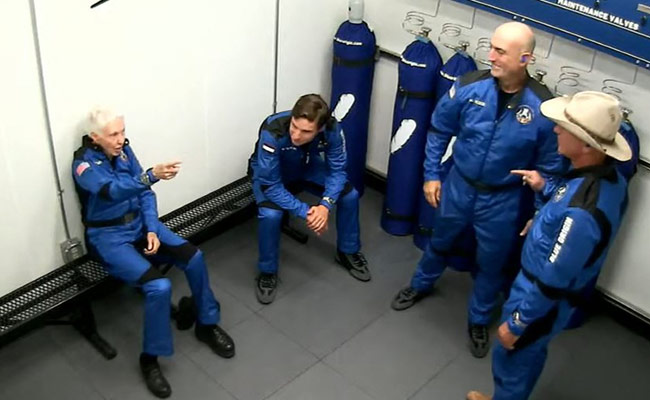 "Let's Talk About It In A Different Way": Jeff Bezos Says When Correspondent Asks Him About "Last Meal" Before Space Trip