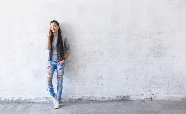 We're Sure You'll Rip Your Heart Wide Open To Own These Edgy Ripped Jeans In Your Closet