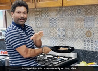 Watch: Sachin Tendulkar Cooks Up A Storm With Cricket-Style Commentary! Watch: Sachin Tendulkar Cooks Up A Storm With Cricket-Style Commentary!