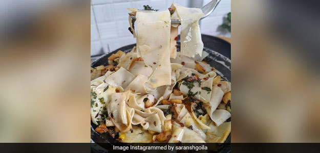 Bizarre Food: सेलिब्रेटी शेफ सारांश गोइला ने पापड़ से बनाया पास्ता क्या आप ट्राई करना चाहेंगे इसे
