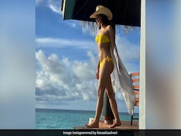 Kiara Advani In A Yellow Bikini Is Always A Ray Of Sunshine Kiara Advani In A Yellow Bikini Is Always A Ray Of Sunshine