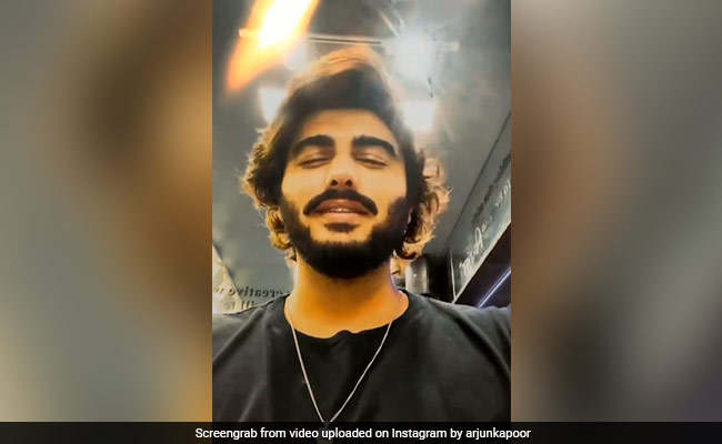 The Perfect Song For Arjun Kapoor's <I>Mubarakan</i>/Hair Session Post - <I>Hawa Hawa</i>