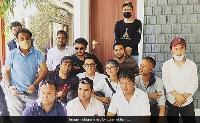 New Pics Of Aamir Khan And Kiran Rao From Their Work Diaries