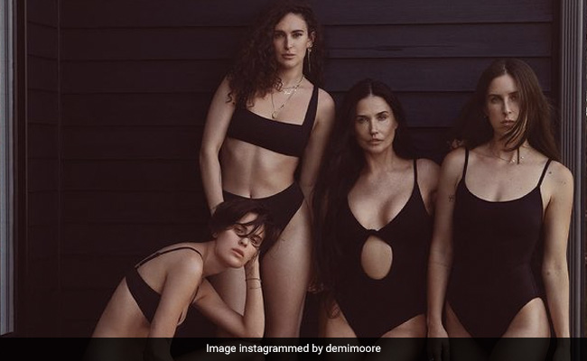 Nothing Else You See Today Will Be As Iconic As Demi Moore And Her Daughters In Classic Black Swimsuits