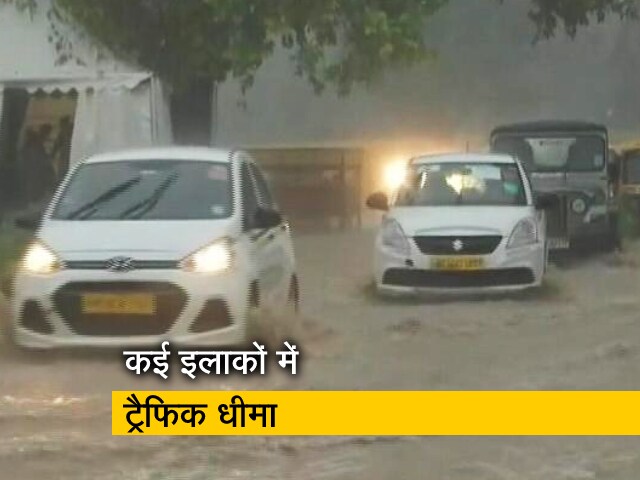 दिल्ली-एनसीआर में तेज बारिश, उमस भरी गर्मी से मिली राहत