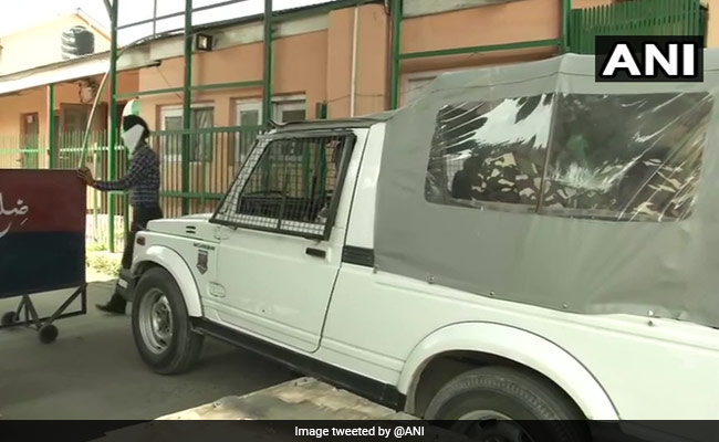 CBI Raids 40 Locations, Senior IAS Officer's Home In J&K Gun License Scam