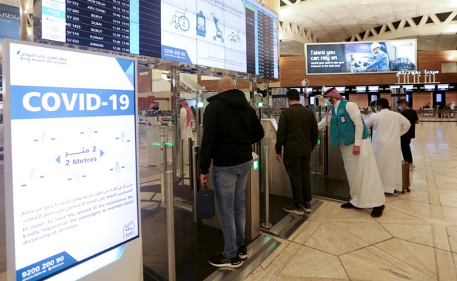 Arab Countries Ban Travel From African Nations Due To New Covid Strain