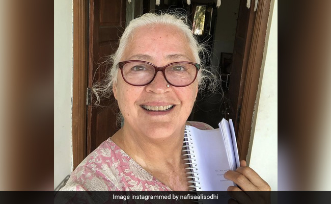Nafisa Ali, 64, Is Ready For Her New Film With Her "Cancer In Remission"
