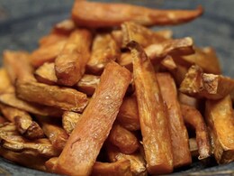 Don't Throw Away Potato Peels, Make Crispy Chips With Them In Just 20 Minute
