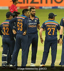 Sri Lanka vs India 1st T20I: Bhuvneshwar Kumar, Suryakumar Yadav Star In Easy India Victory