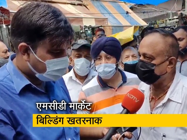 दिल्ली के गफ्फार मार्केट के व्यापारियों पर लटक रही तलवार, बता रहे हैं शरद शर्मा